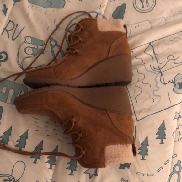 Lace-up booties - Picture 6 of 7